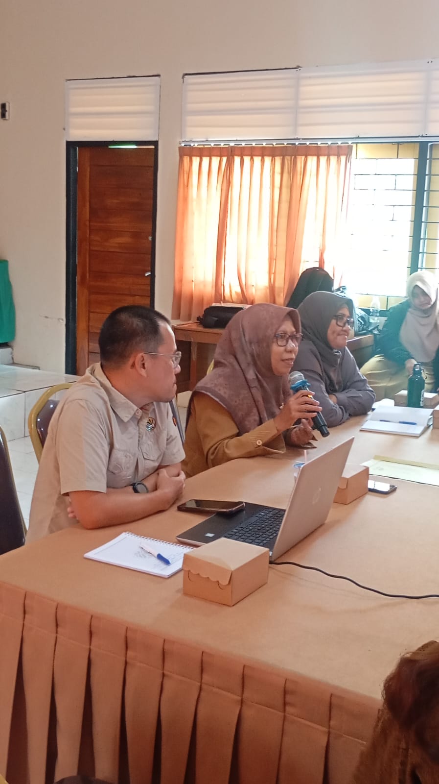 Rapat 3